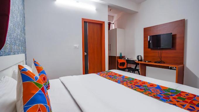 Hotel Royal Platinum Bangalore Ngoại thất bức ảnh
