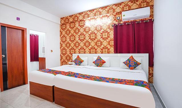 Hotel Royal Platinum Bangalore Ngoại thất bức ảnh
